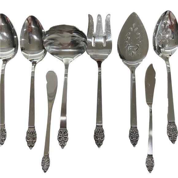 90 Piece Oneidacraft Nordic Crown Deluxe Stainless Flatware Service - Picture 10 of 15